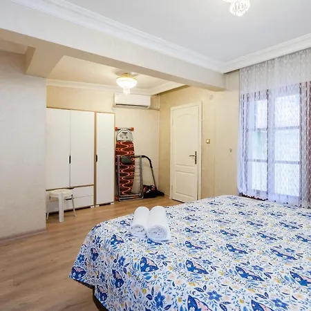 Live In A Dream House! Apartment *